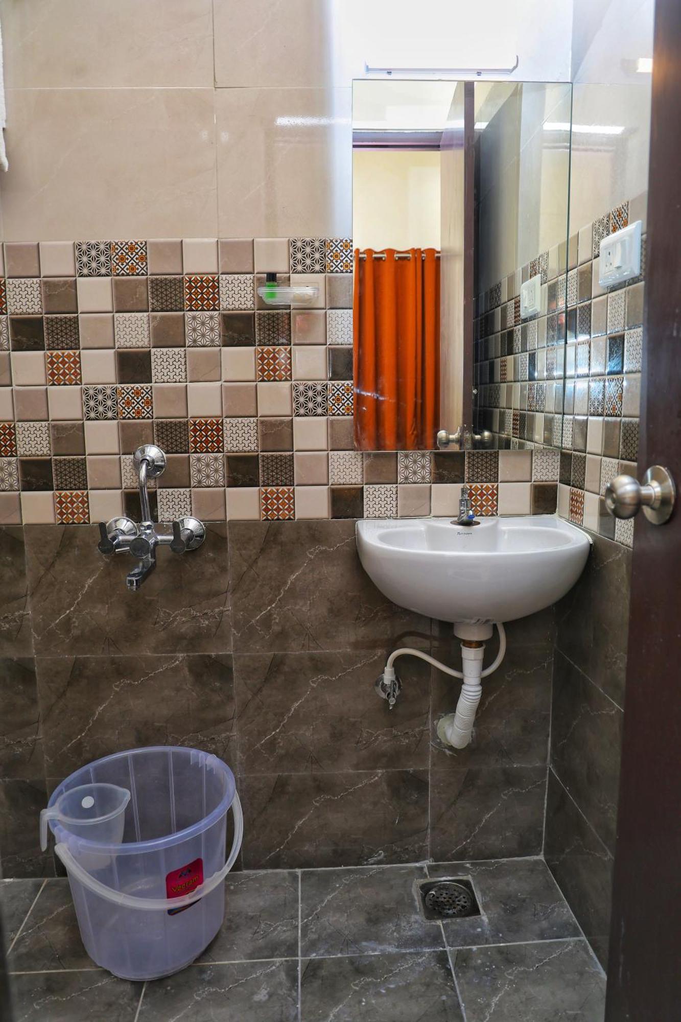 Jn Residency Perungudi Bed & Breakfast Chennai Dış mekan fotoğraf